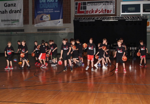 Universitaet Paderborn Hochschulorchester  friends meet Uni Baskets Ricarda Michels 3