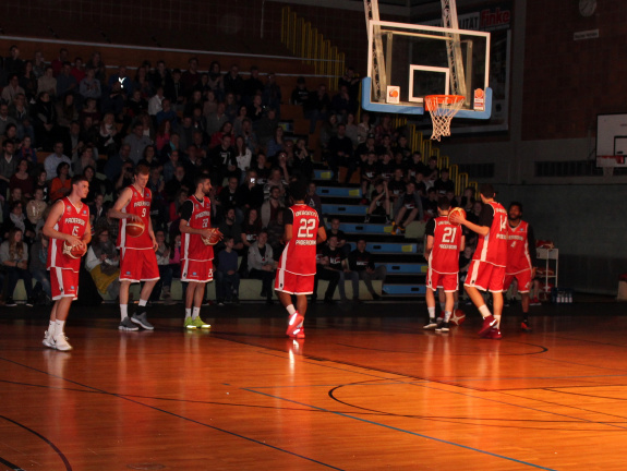 Universitaet Paderborn Hochschulorchester  friends meet Uni Baskets Ricarda Michels 38